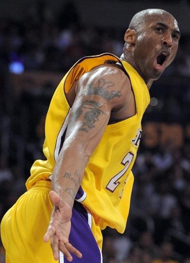 近战配合远 近战配合远