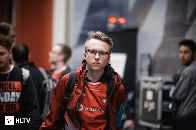 既懂更衣室 既懂更衣室